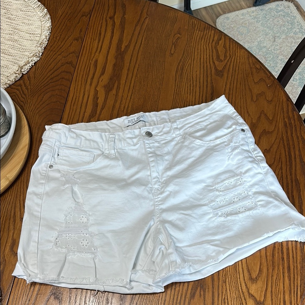 White Women's Shorts